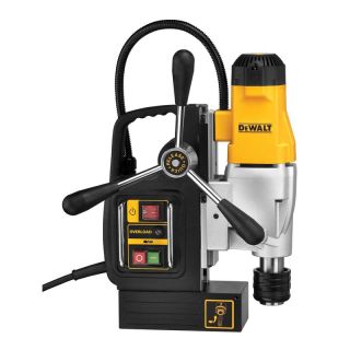 Masina de gaurit cu tapa magnetica DeWALT DWE1622K