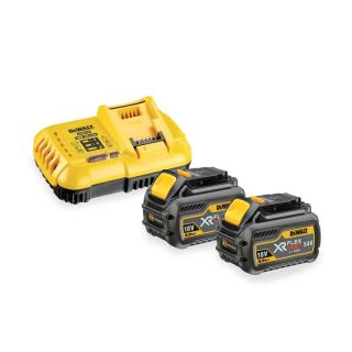 Set 2 acumulatori si incarcator Dewalt DCB118T2